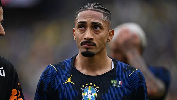 Raphinha Injury Triggers FIFA Criticism
