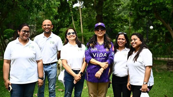 Runs to Roots KKR plants 10 trees per run