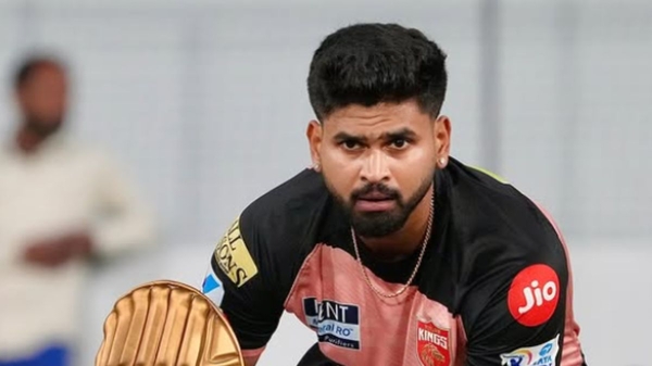 IPL 2026 Punjab Kings captain Shreyas Iyer travels with Team for CSK Clash after Scan Confirms No Damage IPL 2026 Punjab Kings captain Shreyas Iyer travels with Team for CSK Clash after Scan Confirms No Damage