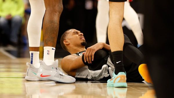 Wembanyama out as Spurs top 76ers
