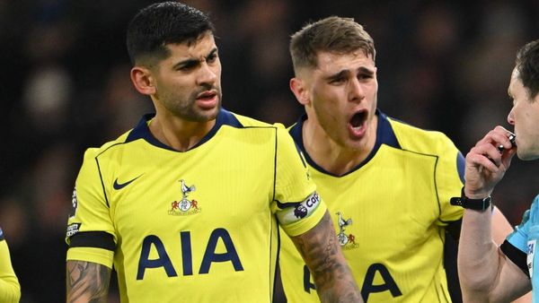 Alderweireld slams Spurs defence