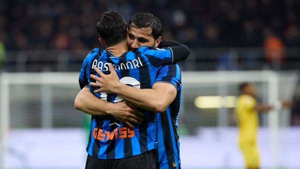AC Milan edged 2-3 by Atalanta AC Milan edged 2-3 by Atalanta