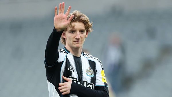Gordon joins Barcelona for EUR 80m Gordon joins Barcelona for EUR 80m