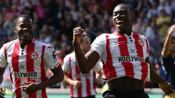 Brentford beat West Ham to top six