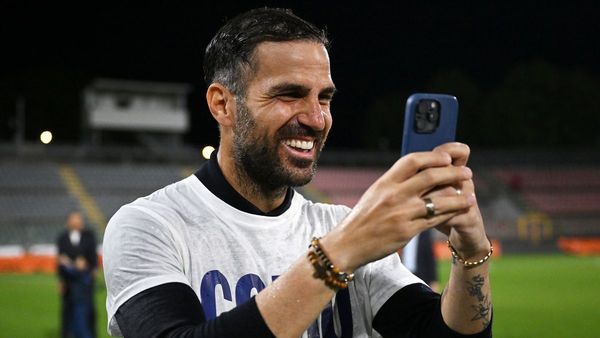 Fabregas fans Como's European ascent Fabregas fans Como's European ascent