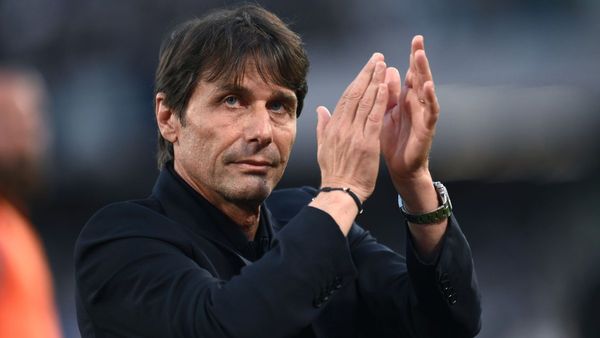 Conte exits Napoli; no Italy job deal yet Conte exits Napoli; no Italy job deal yet