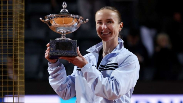 Elina Svitolina wins third Italian Open title after battling win over Coco Gauff