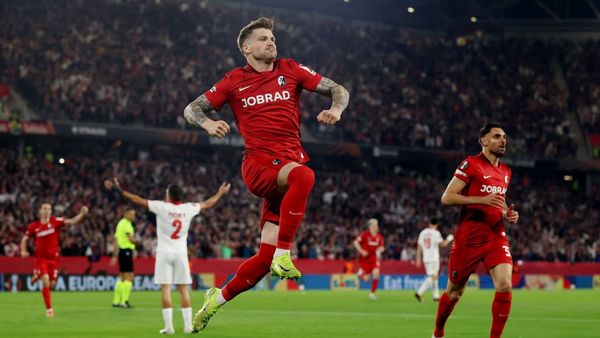 Freiburg reach Europa League final