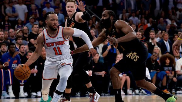 Knicks rally to beat Cavs in East Finals Knicks rally to beat Cavs in East Finals