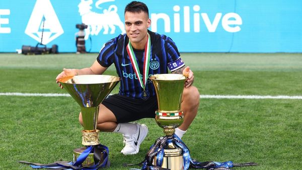 Martinez weighs Inter exit after World Cup Martinez weighs Inter exit after World Cup