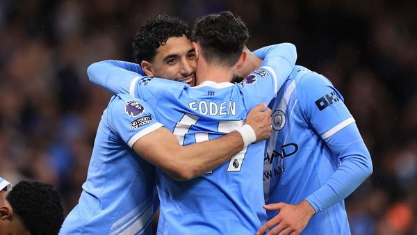Man City 3-0 Palace: Foden shines