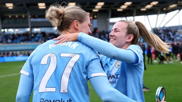 Man City Women close in on WSL title