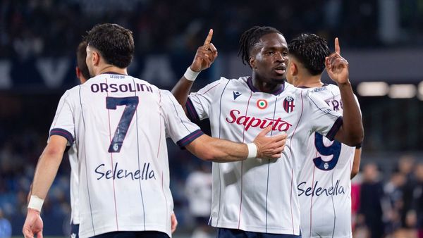 Rowe's late winner seals Bologna win