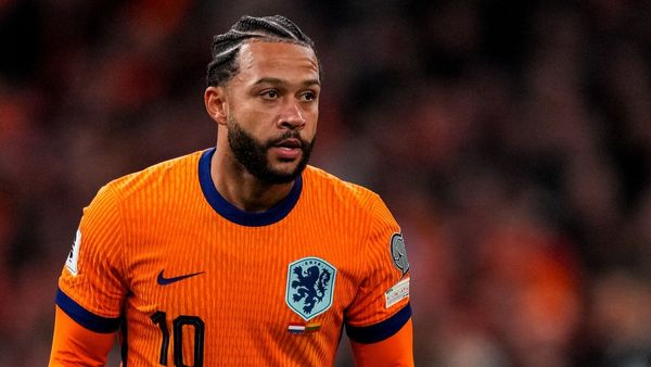 Depay returns in Netherlands World Cup squad Depay returns in Netherlands World Cup squad