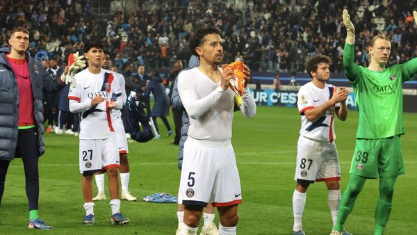 Marquinhos seeks talks with Enrique after derby Marquinhos seeks talks with Enrique after derby