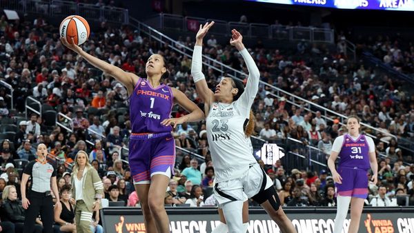 Mercury rout Aces to open season