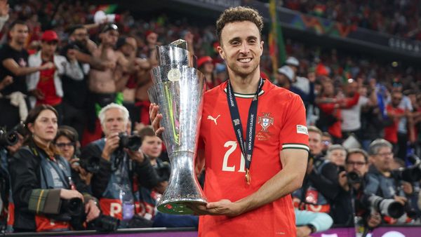 Portugal names 27-man squad plus one