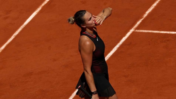 French Open Sabalenka passes Bouzas Maneiro first-round test
