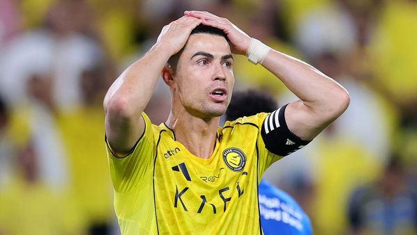 Saudi Pro League title race alive after Bento error Saudi Pro League title race alive after Bento error