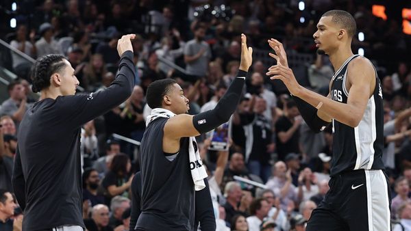 Wembanyama powers Spurs to Game 7 Wembanyama powers Spurs to Game 7