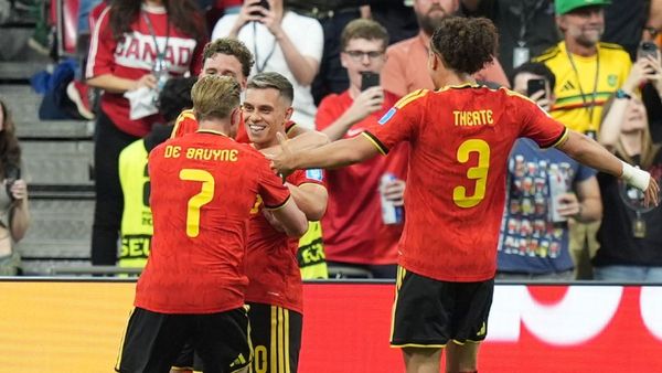 Belgium beat New Zealand to top Group G