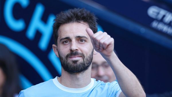 Silva fits every dressing room, says Martinez