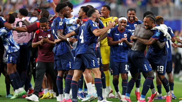 Cape Verde reach World Cup last 32