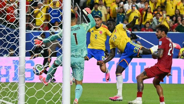 Colombia Top Group K After 0-0 Draw