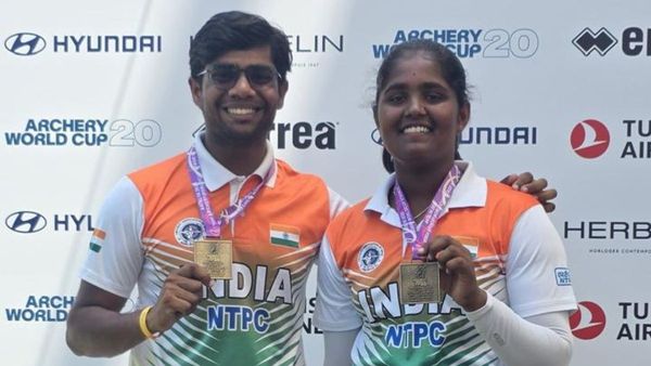 Dhiraj and Kumkum Win Mixed Gold Dhiraj and Kumkum Win Mixed Gold