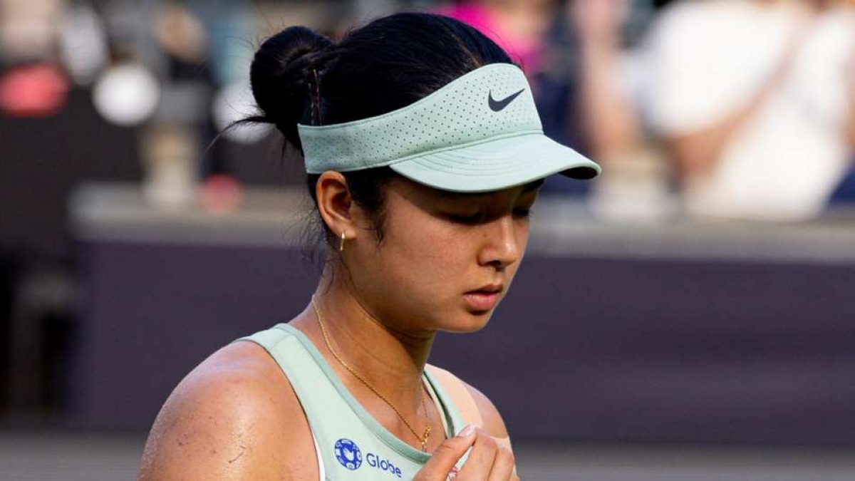 Eala stuns Rybakina to reach Berlin quarters