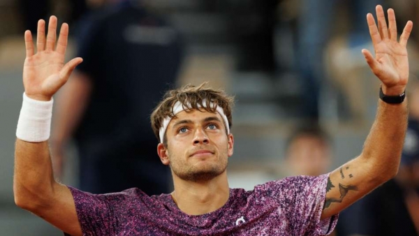 French Open: Cobolli comes from behind against Auger-Aliassime to reach last four