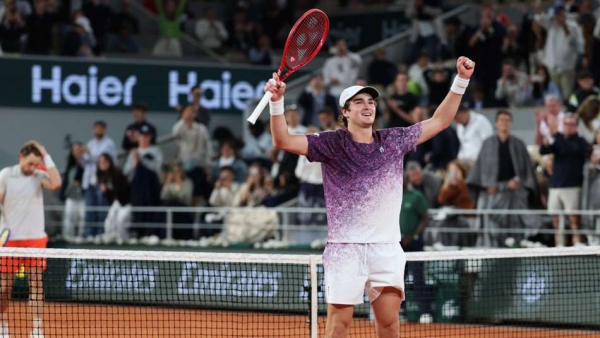 French Open Fonseca continues dream Roland-Garros run with victory over Ruud