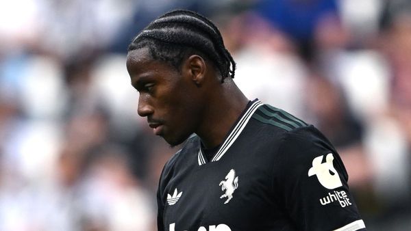 David to stay at Juventus after tough season