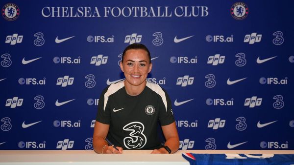 Katie McCabe joins Chelsea from Arsenal Katie McCabe joins Chelsea from Arsenal