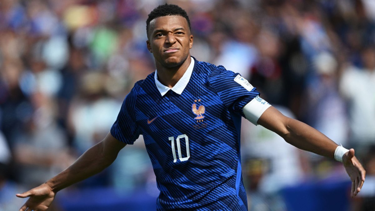 Kylian Mbappe World Cup Stats Goals Assists Records - Latest Update as France Star Scores vs Senegal Kylian Mbappe World Cup Stats Goals Assists Records - Latest Update as France Star Scores vs Senegal