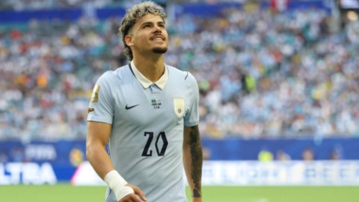 Who Is Maximiliano Araujo From Goan Roots to Uruguay s Rising World Cup Star