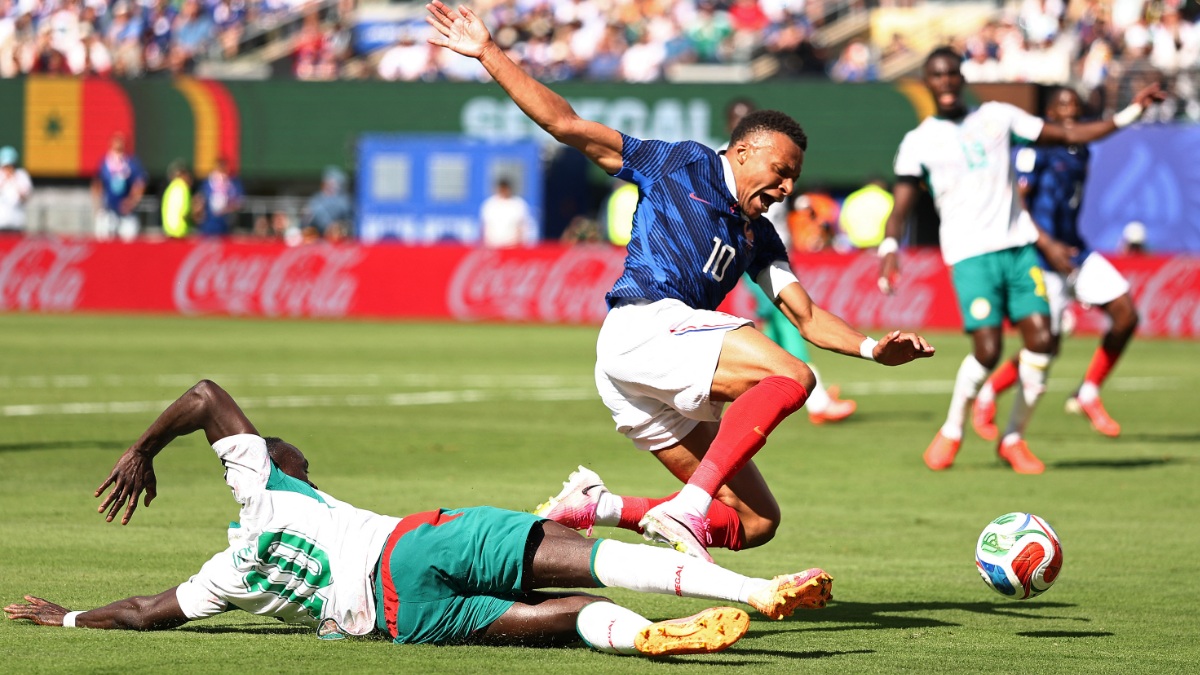 Why was Kylian Mbappe Foul Rejected? Was France Wrongfully denied a Penalty against Senegal? Referee's Decision raises Controversy after VAR Check!
