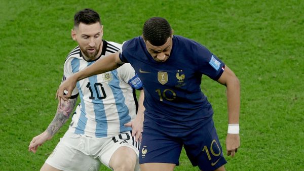 Mbappe prioritises team over boot race Mbappe prioritises team over boot race