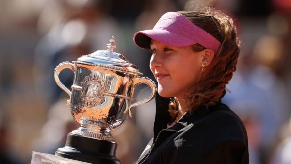 French Open Andreeva soars past Chwalinska to Roland-Garros glory