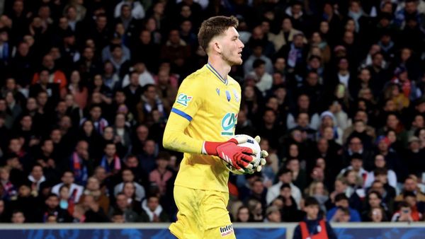 Jaouen joins Newcastle to challenge Pope