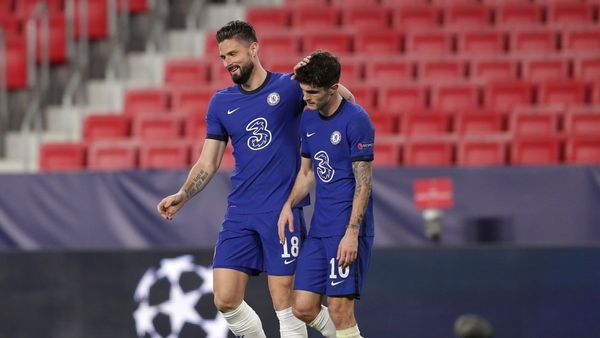 Pulisic mirrors Hazard at Chelsea, says Giroud Pulisic mirrors Hazard at Chelsea, says Giroud