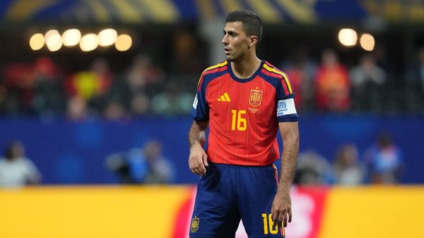 Rodri criticism defended by Spain coach Rodri criticism defended by Spain coach