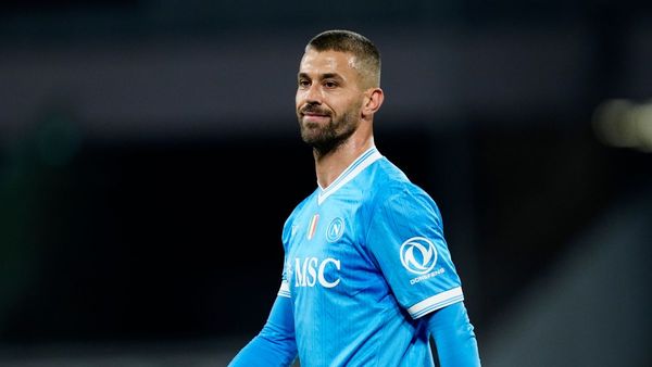 Spinazzola extends Napoli contract to 2028