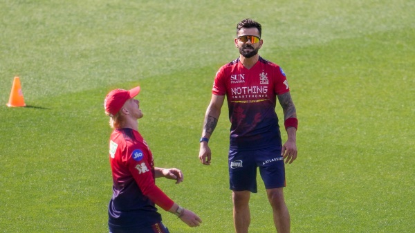 Virat Kohli Spotted With RCB Teammate Jordan Cox Before England Debut at The Oval