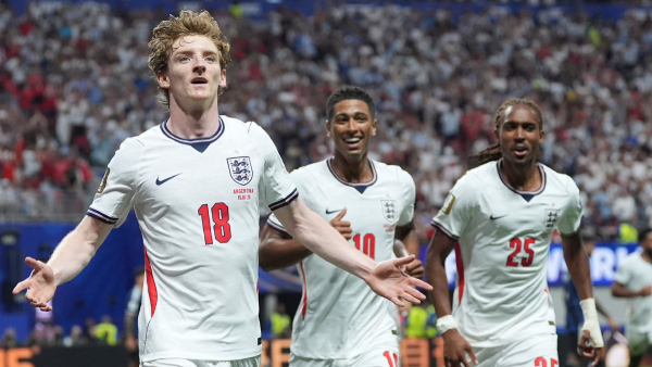 Anthony Gordon Gave England an Early Lead In Second Half