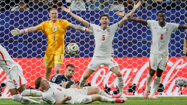 Defensive Mindset Hurt England