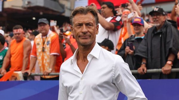 Renard leaves Tunisia after 18 days