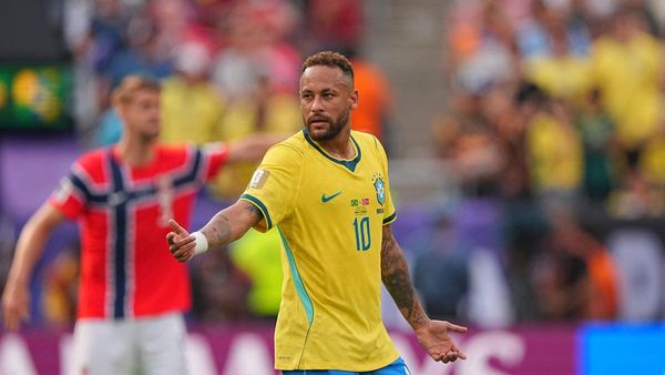 Neymar Urged By Father To Keep Playing Football Amid Retirement Speculation Neymar Urged By Father To Keep Playing Football Amid Retirement Speculation