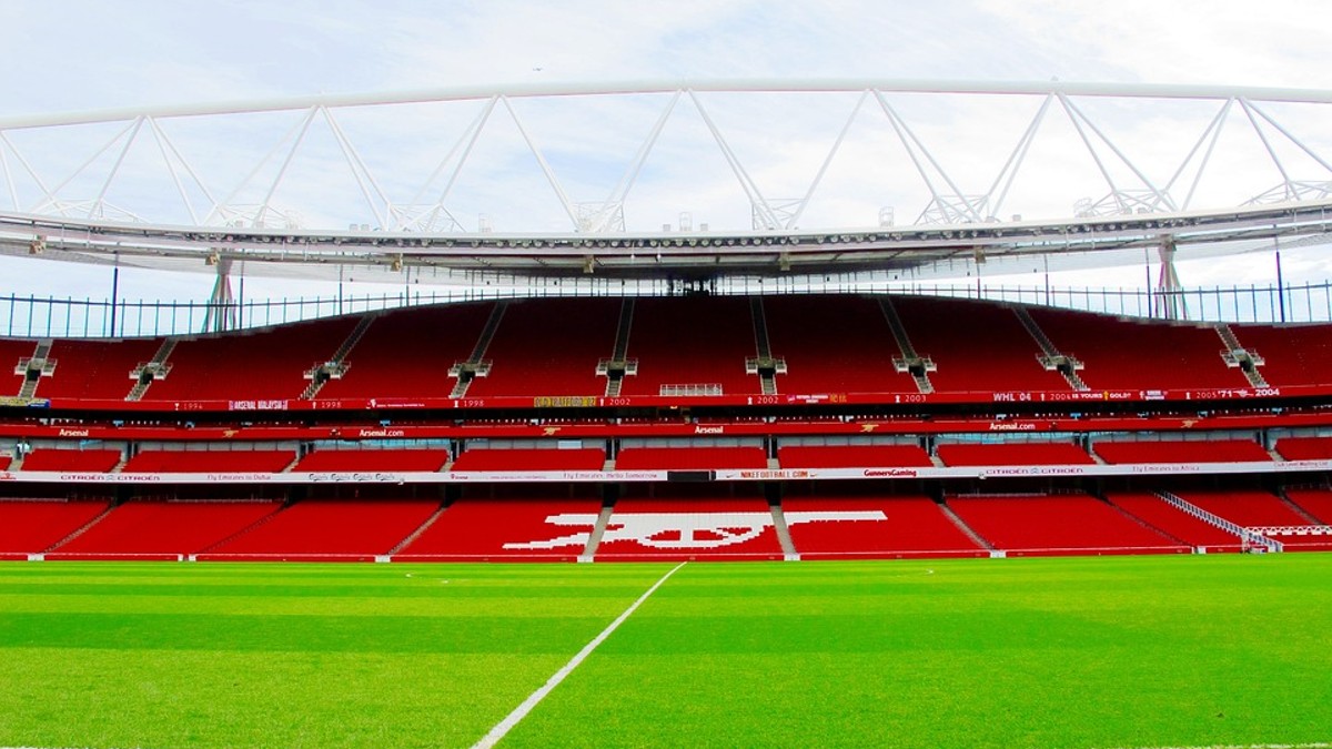 Arsenal eye Double Swoop from Manchester United, set to bid soon for Top Talents