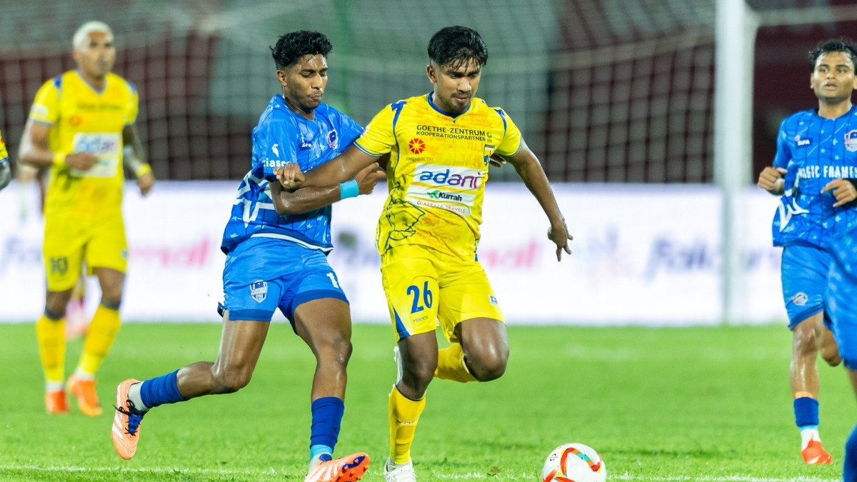SLK 2026 Thrissur Magic FC Beat Thiruvananthapuram Kombans 4-3 on Penalties SLK 2026 Thrissur Magic FC Beat Thiruvananthapuram Kombans 4-3 on Penalties